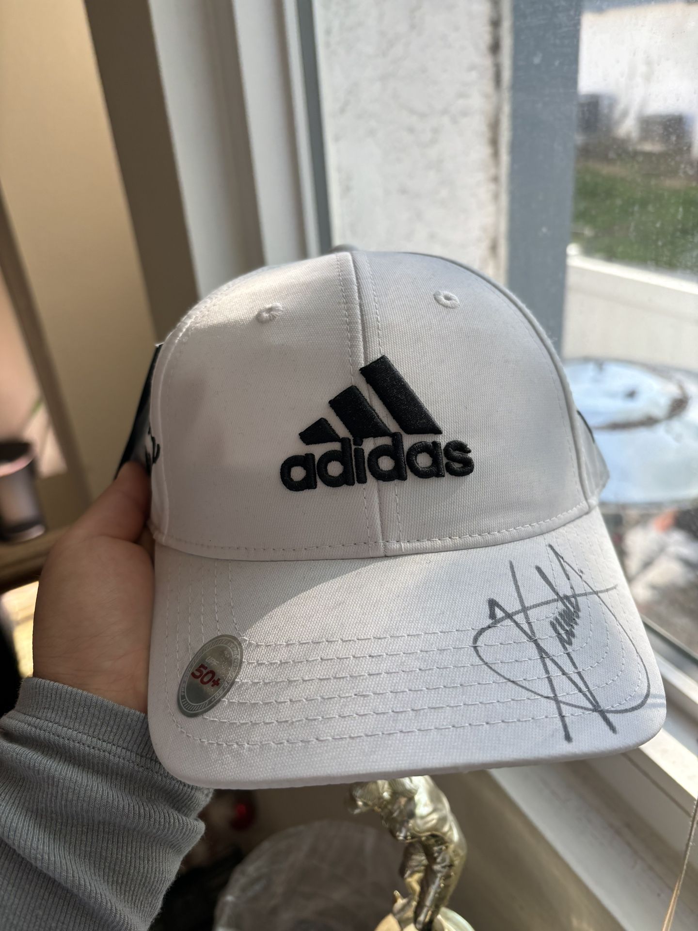 xander schauffele signature white adidas callaway hat