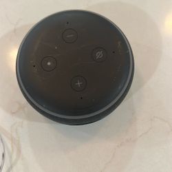 Alexa Dot W/ Charger 