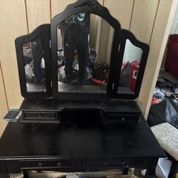 Makeup And Hair Table Set/with Chair