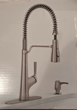 Kohler Albany 33400- SD-VS Semi - Professional Kitchen Faucet, Stainess Finish.
