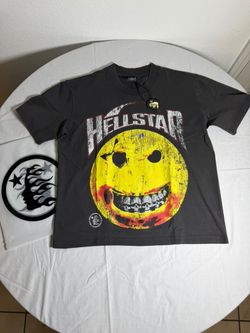 Hell star t shirt medium