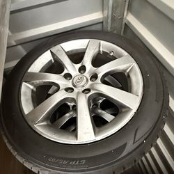 Infiniti G35 stock wheel