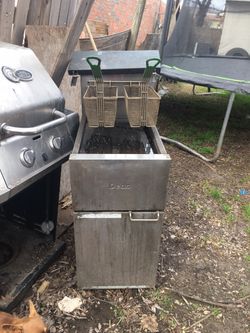 Fryer $250