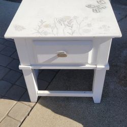 Heavy Duty Knightstand