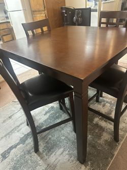 Dining Room Set