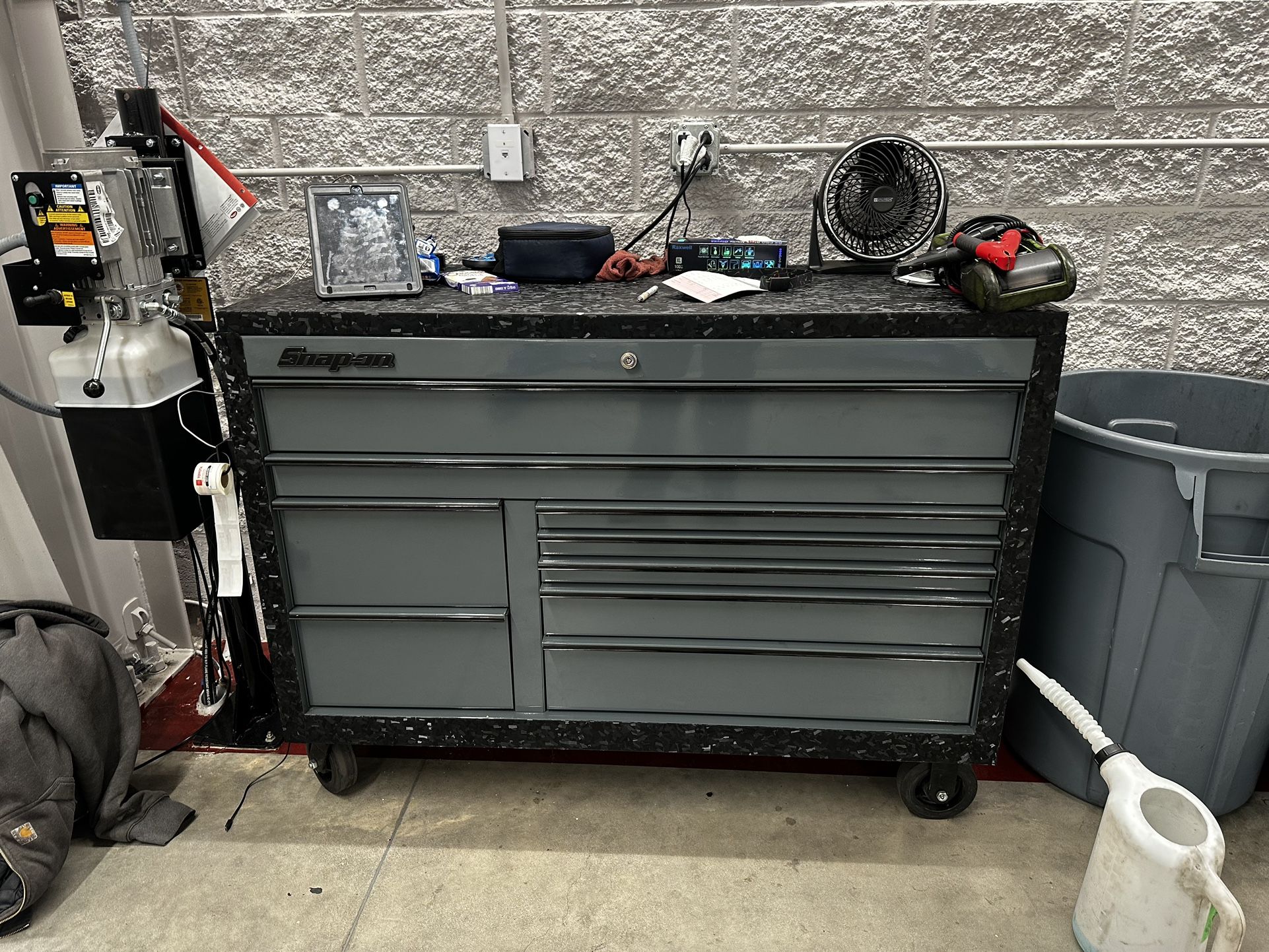 Snap On Tool Box With Tools 