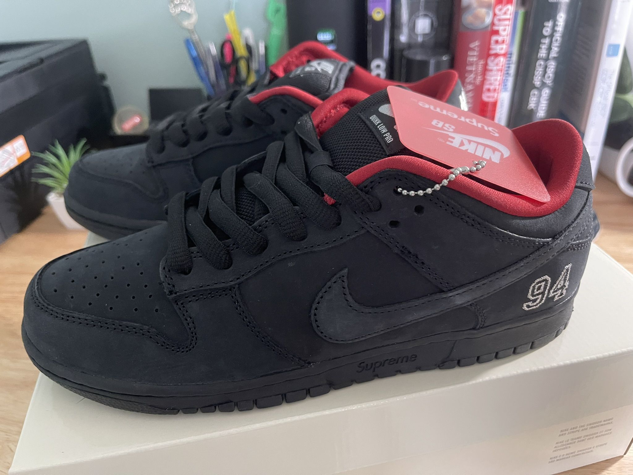 Nike SB Dunk Low Supreme 94 black size 8.5 new