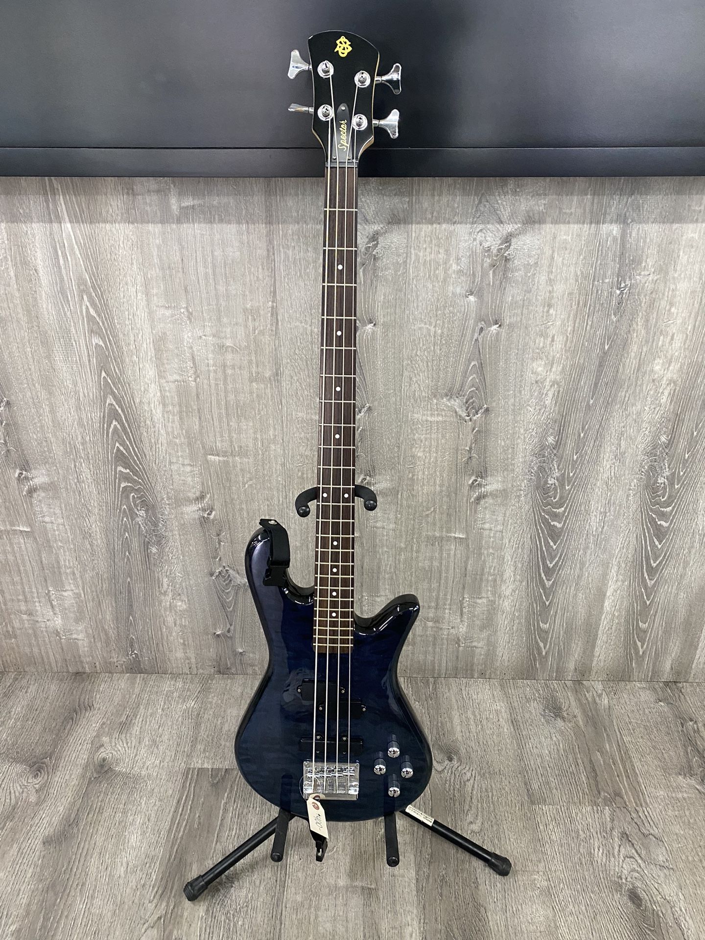 LEGEND SPECTOR STANDARD BASS GUITAR