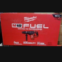 MILWAUKEE M18 FUEL ROTORY HAMMER NEW 