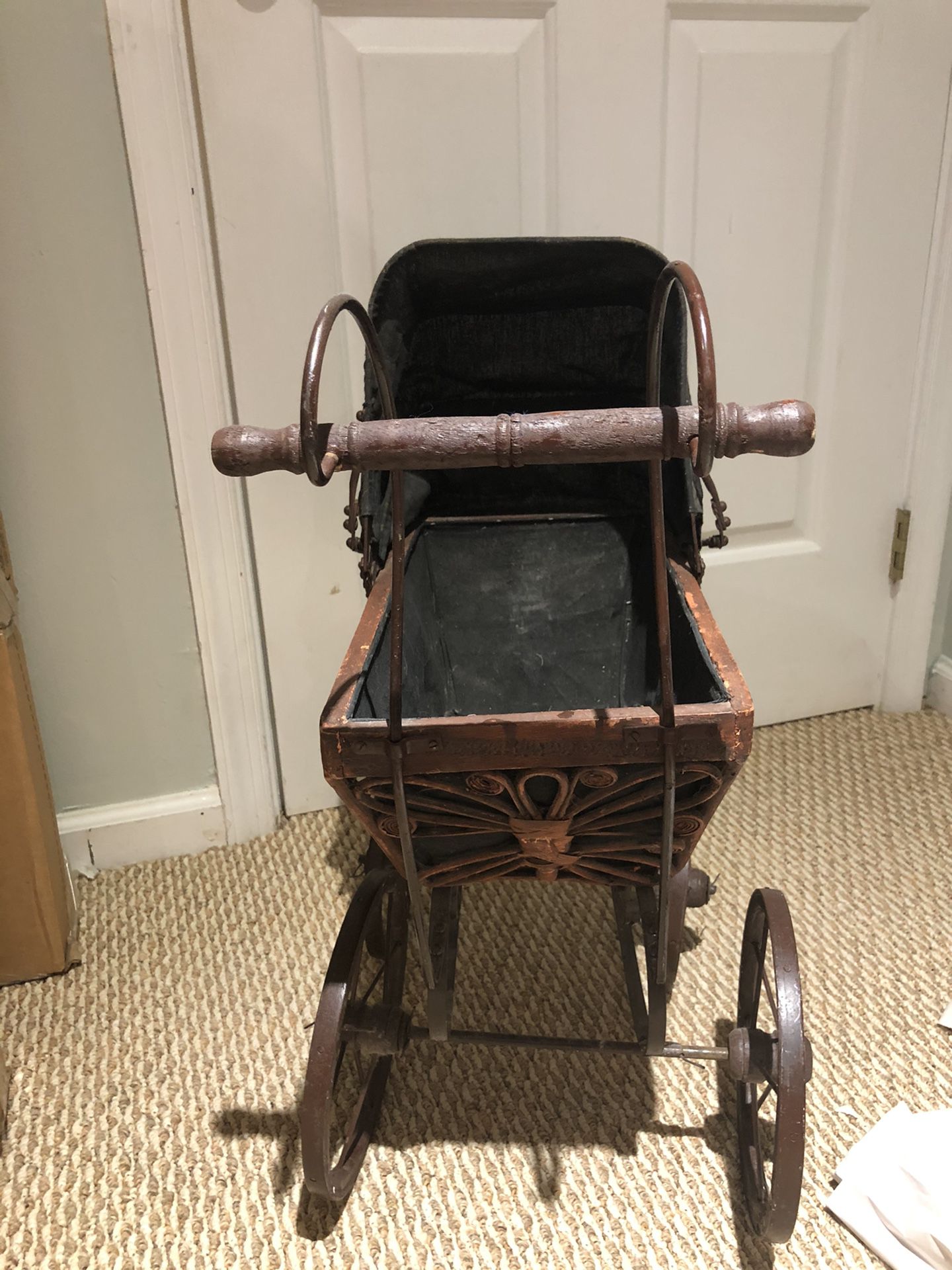 Victorian wicker/rattan doll stroller