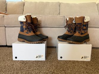 BRAND NEW ~ DREAM PAIRS Women’s Winter Snow Boots – Sizes 10 & 11