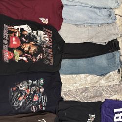Loads Of Baggy Jeans, Graphic Shirts And Shoes