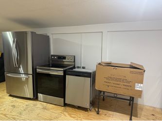 Stainless steel kitchen appliances set