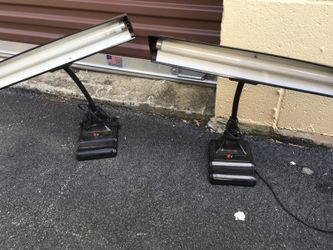 Desk lamps