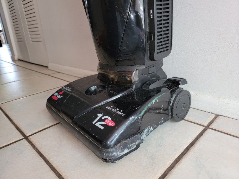 Vintage 35225 Bissell Bagged Vacuum for Sale in Bvl, FL OfferUp