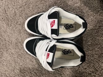 chucky old skool vans
