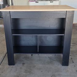 Kitchen Island With Stools 