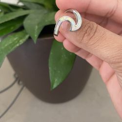Wave Ring Size 8 