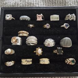 Women's Rings