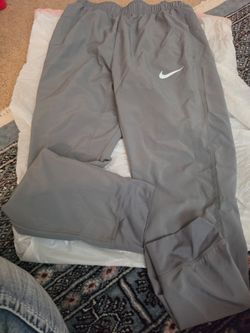 Nike Boys Sweatpants Size Medium