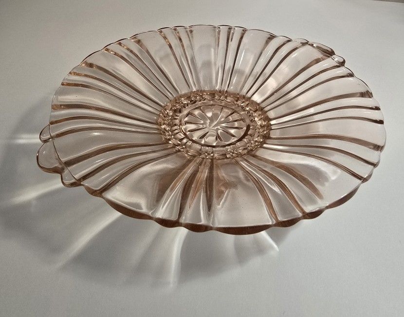 Vintage 1930s Anchor Hocking Old Café Pattern Pink Mint Dish Bowl 8 x 8.5