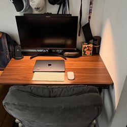 Adjustable Standing Desk With Chair