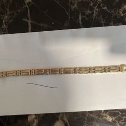 Cartier 10 K Yellow And White Bracelet 8 And A Half Inches 17. 5  Grams Phone Number (contact info removed)