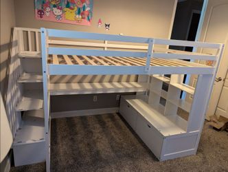 Full size loft bed
