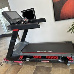 Star Trac 10RTX FreeRunner Treadmill - INSANE DEAL