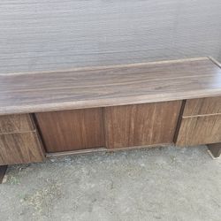 Anderson Mid Century Modern