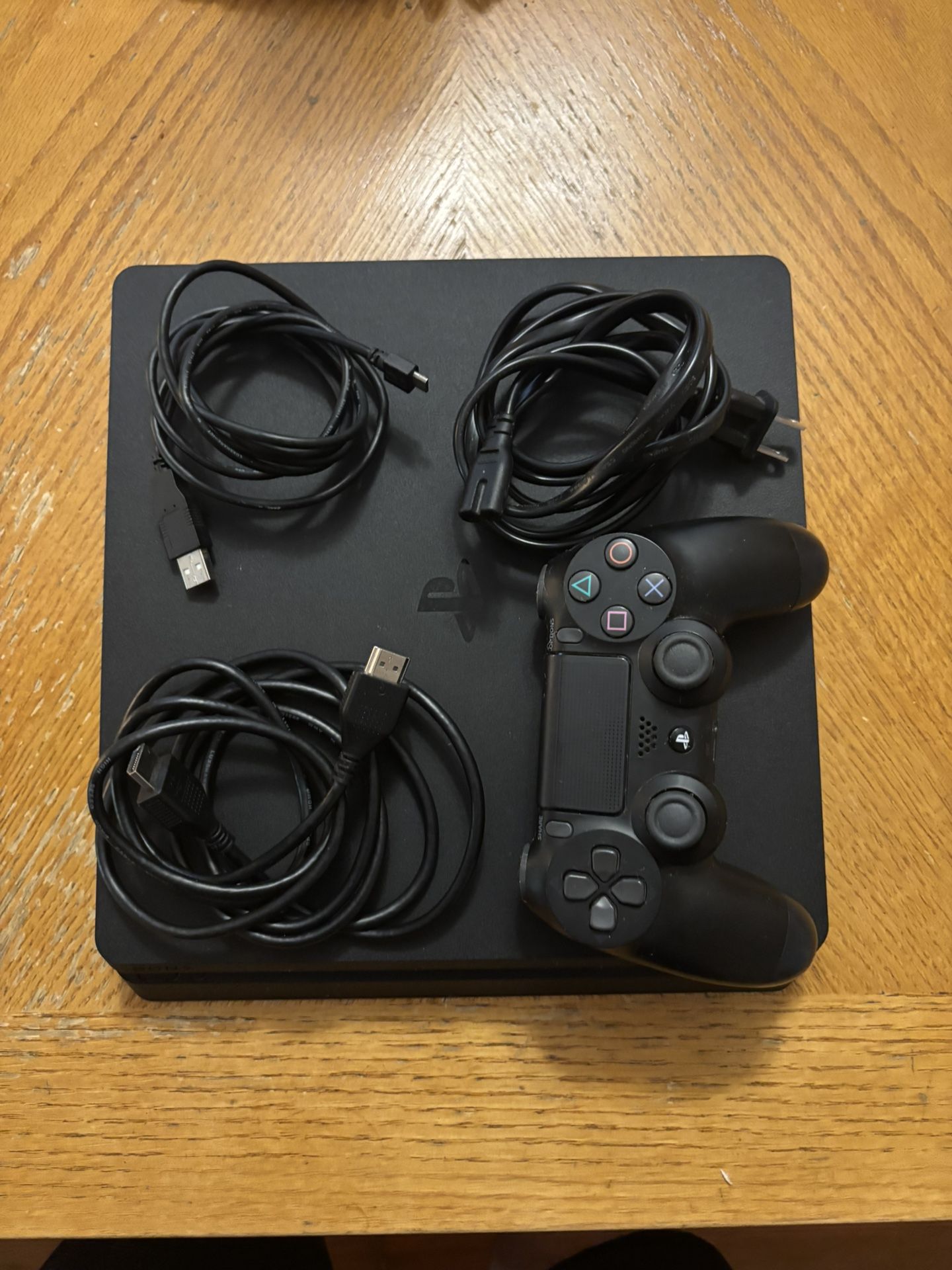 PS4 Slim