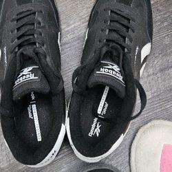 Size 10 Reebok 