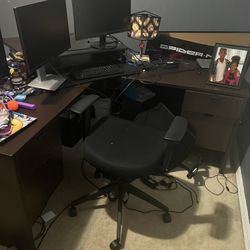 two sided desk really nice with drawers on both sides 