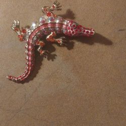 ALLIGATOR PENDANT 