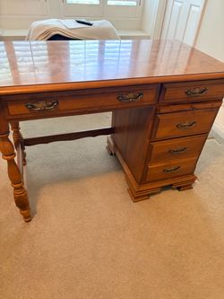 desk vanity