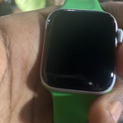 Apple Watch SE 