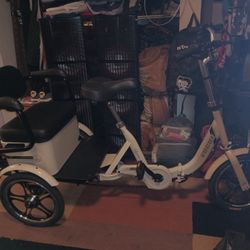 vogue better electric  tricycle