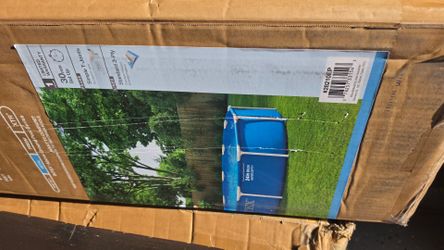 New above ground pool 12ft by 2.5ft