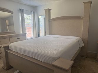 Queen Size Four Poster Bed Frame