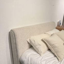 Modern Platform Bed — Chenille Upholstered Frame (Full/Queen/King)