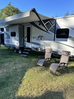 2018 Open Range Rv Trailer Bunker Room Sleeps 12