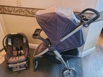 Chicco Bravo Travel System Stroller and Car Seat
