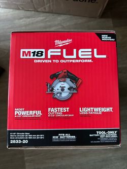 Milwaukee m18 fuel circular saw. Brand new !!!