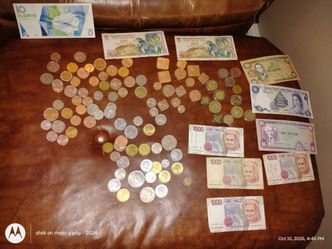Huge coin and currency lot !!!