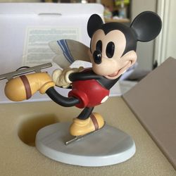 Mickey Mouse Watch Me (rare find) NIB