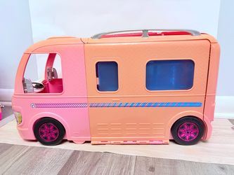 Barbie camper