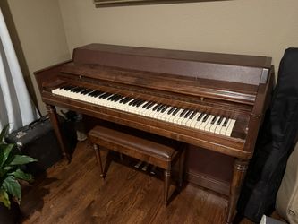 Wurlitzer Piano