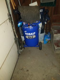 Air Compressor 30gal Super Quiet Need Gone! Bought It Off A Friend Haven't Even Used It Like New Just Missing One Handle Other Then That Can Test
