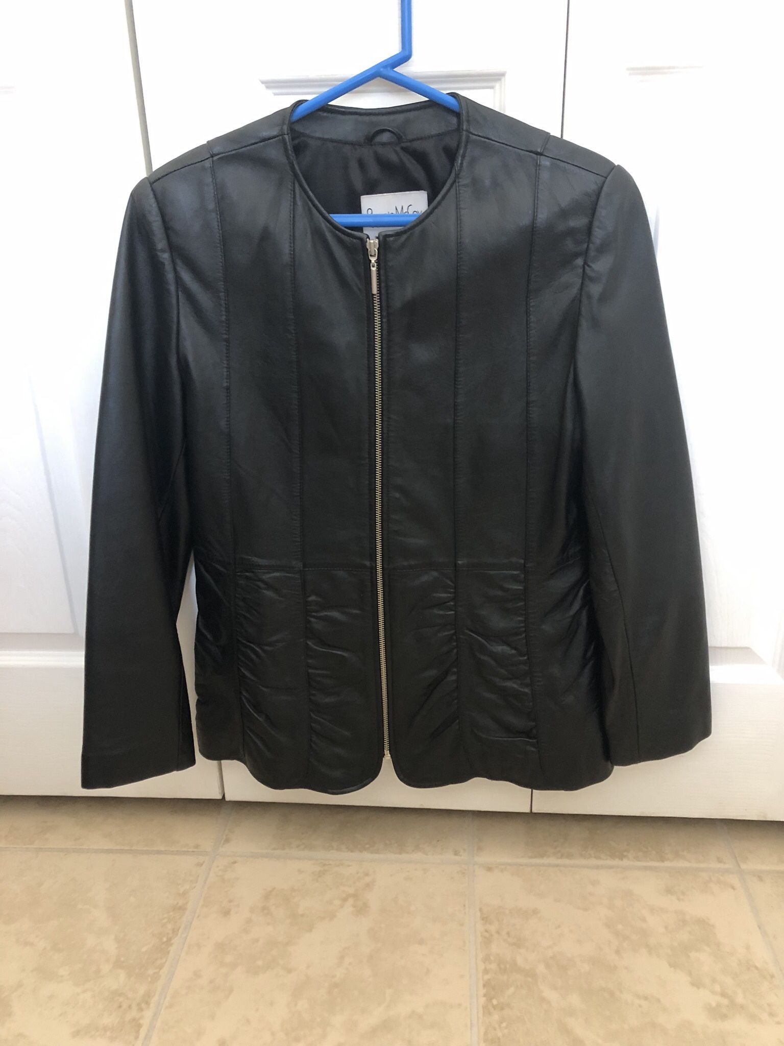 Pamela McCoy Women’s Leather Jacket Black Size SM. 100% leather 