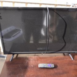 32 Inch Roku TV $100 OBO